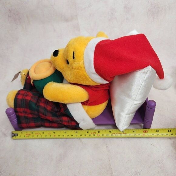 Large Talking Winnie the Pooh in Bed Disney Christmas Vintage Rare - Picture 5 of 10